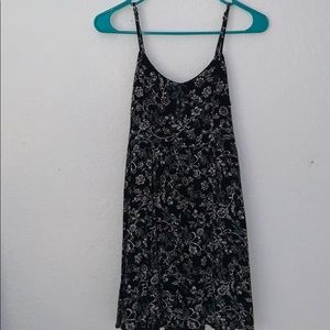 Beautiful skinny strap shift dress!